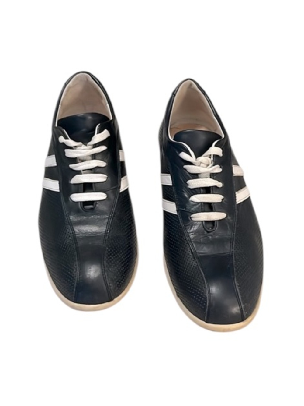 Vintage Perforated Woman’s Navy Spain Leather Athletic Walking Soccer Shoes 3